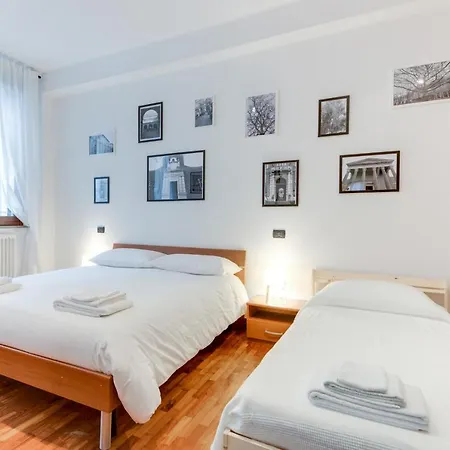 Romagnabnb Cavour Top Flat Apartmán *