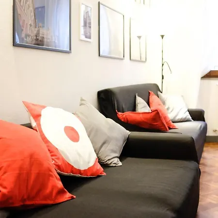 Apartmán Romagnabnb Cavour Top Flat