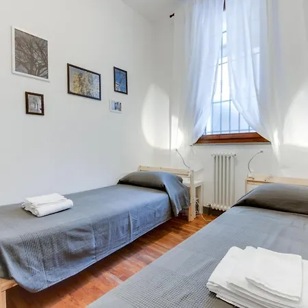 Romagnabnb Cavour Top Flat * Forlì