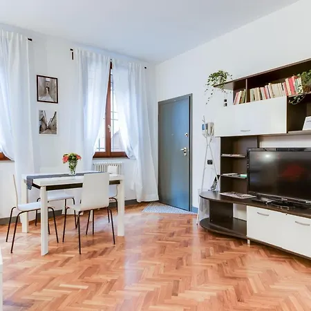 Apartmán Romagnabnb Cavour Top Flat